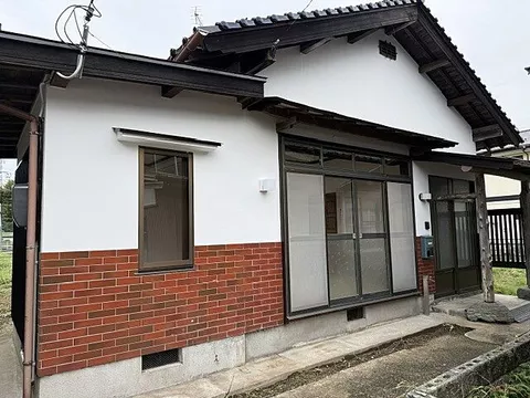 Used single-family home in Kurayoshi City, Enya