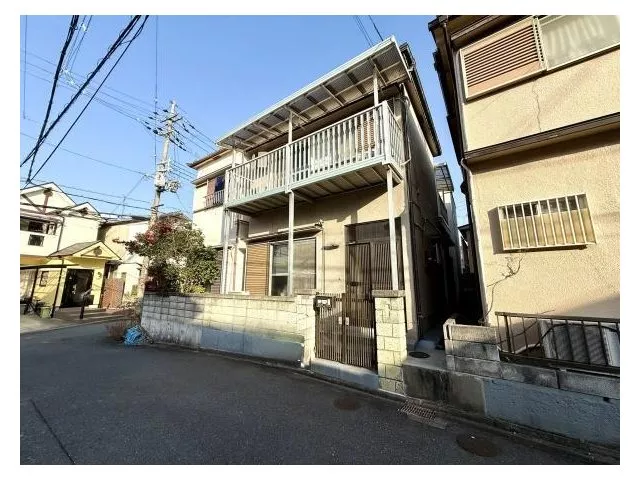 ◇Repair history from 2011: Exterior painting, roof replacement, hallway flooring replacement