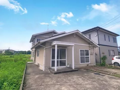 2-story building 8DK, Hakomiya Town (Doubashi Station), Kaga City
