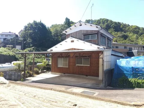 Matsuyama City, Shimoidai Town (Dogo Onsen Station) 2-story 7DK