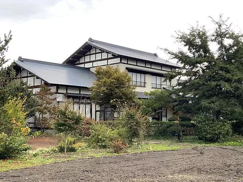 Used single-family home, Yoshida used residence