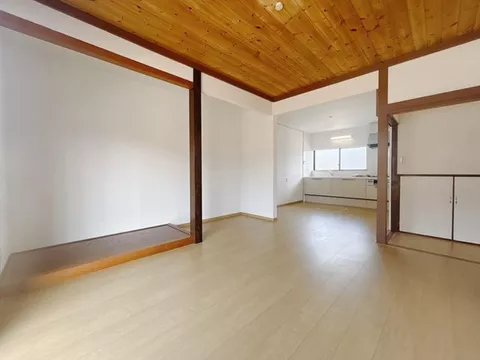 From 40,000 yen per month / Renovated property completed! Parking for 3 cars available! - Image 2