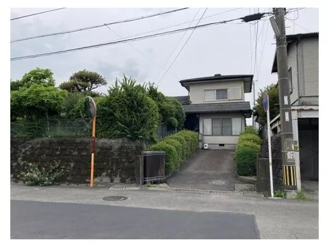 12.5 million yen in Narumi-cho (Miyakonojo Station)