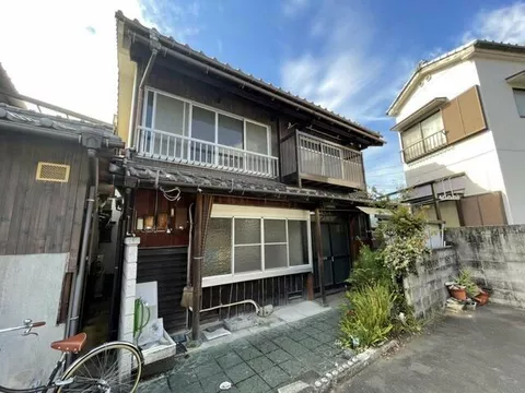 1-chome Hirose, Yawatahama-shi, Kanagawa (Yawatahama station) 2F 8K

1,000,000 yen