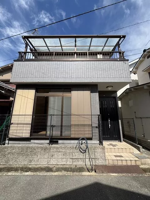 Ikebana Town, Higashi-Osaka City (Ishikiri Station) 2-story building 3LDK