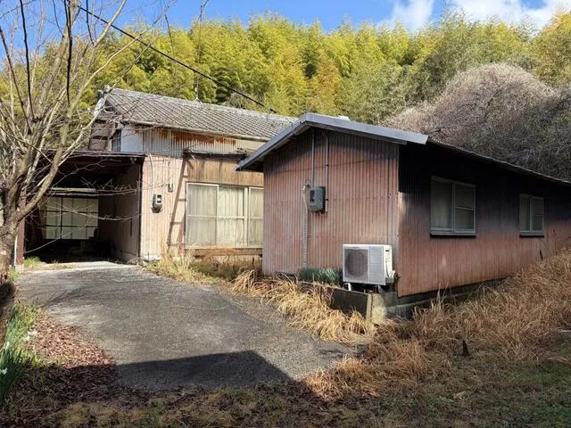 Kumage District, Tabuse Town, Oaza Asago (Tabuse Station) Single-story 3DK