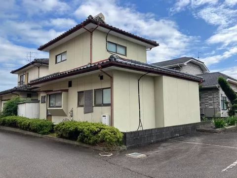 Yoshimura-cho Kitakan (Miyazaki Station) 9.3 million yen