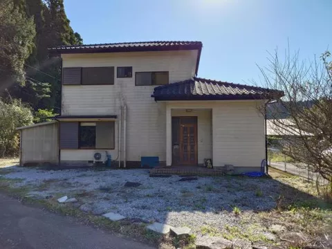 Nobeoka City, Oaza Kamigata (Odatsu Station) 2-story 5LDK