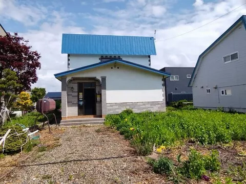 2-story building, 4LDK in Nishiki-cho, Samani-gun Samani-cho