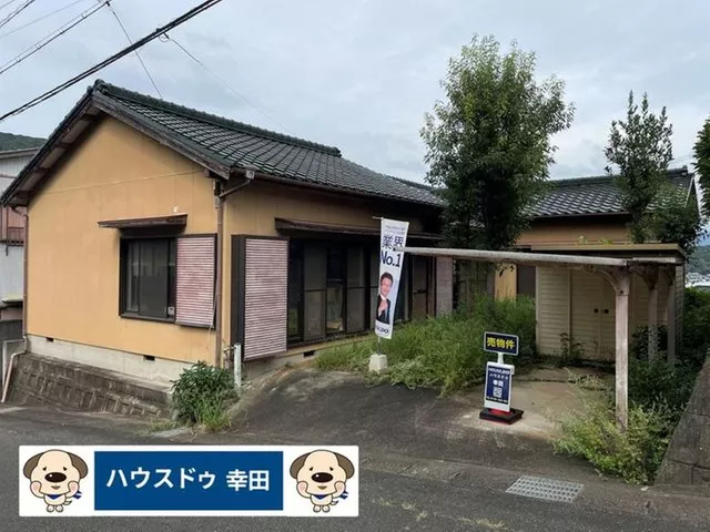 Spacious land area of approximately 73 tsubo ◆ 4DK ◆ Parking for 2 cars in parallel available ◆ Perfect for DIY enthusiasts!