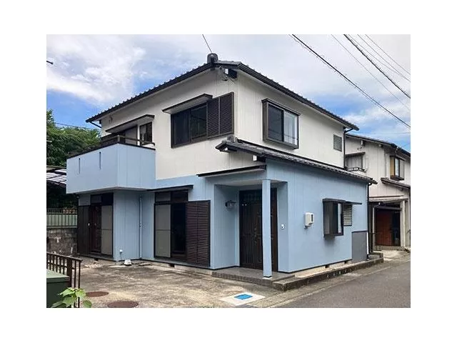 Ideal for creating your dream home base property.