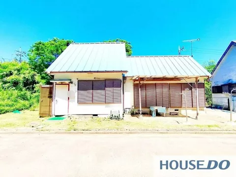 3DK house in Aoyama, Hokota City; land 126㎡; parking for 2 cars; also suitable as a second house
