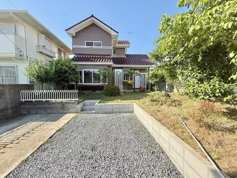 Price has been revised◆ Same-day viewings available! Spacious garden with good sunlight♪ Reservations for viewings are being accepted!