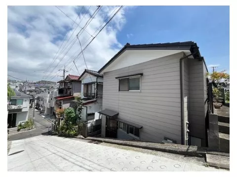 Surrounded by greenery in a quiet living environment, live comfortably◆ Immediate move-in possible with a vacant house!!