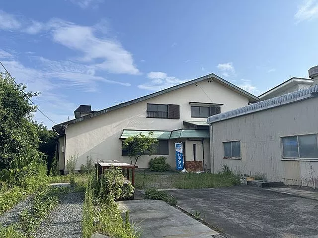 Used single-family home in Fujieda City, Izumicho