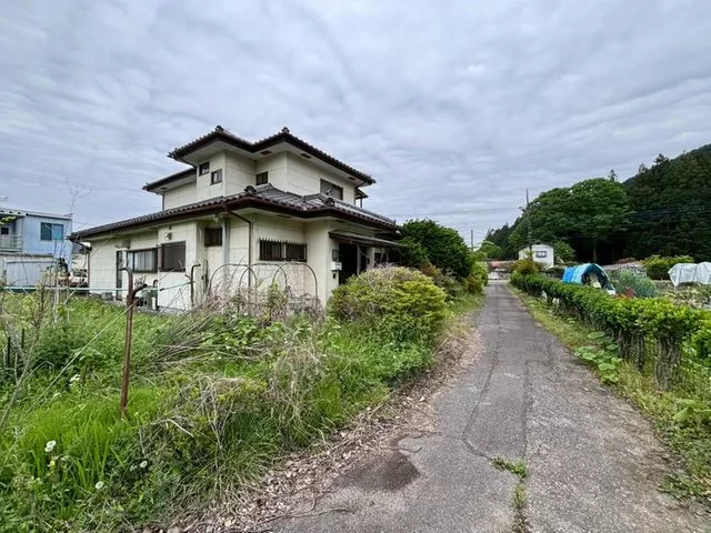 【Current Sale】Kuno, Kanuma City ◆ Used house with factory