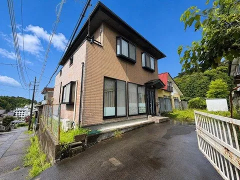 ◆12-minute walk to Yumoto Elementary School◆8-minute walk to Yumoto Junior High School◆Spacious 5SLDK layout!