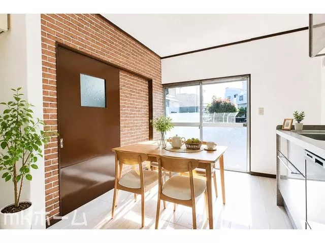 Inquiries for materials are very welcome! We can also respond to viewings on the same day!