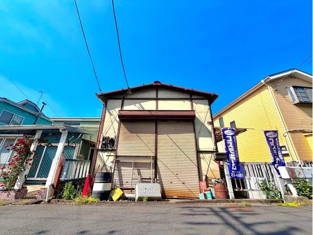Please make a reservation for a viewing with Cosmo Home! Our staff will guide you!