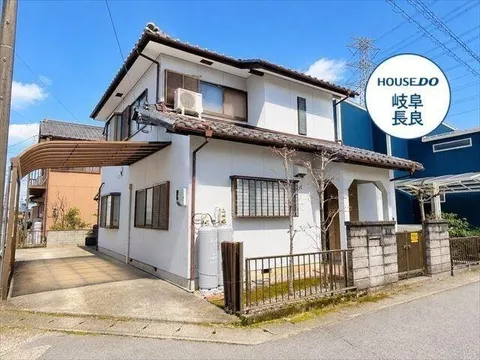 【Northeast corner lot◎】Convenient location about 2 minutes on foot to the supermarket♪