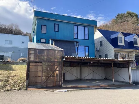 Aomori-shi, Aomori 2F 6LDK

6,000,000 yen