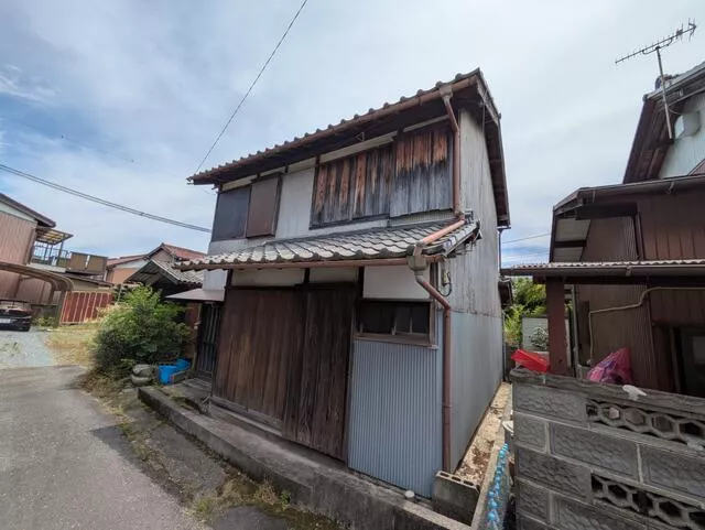 Kuwana City, Tado-cho, Tozu (Tado Station) 2-story building 5DK