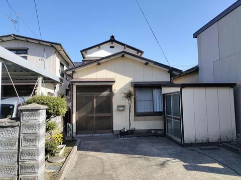 Sakata City, Higashio-machi 1-chome (Sakata Station) 2-story 5DK