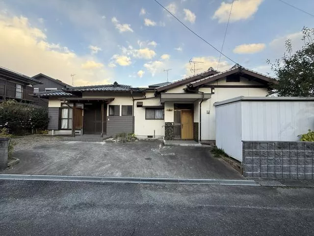Kanzaki-gun Yoshinogari-cho Omagari (Yoshinogari Park Station) single-story building 5LDK