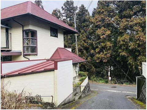 Introducing a detached house near Usuki Station by the sea!! Spacious total floor area of 137.2㎡