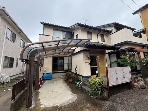 ◆Recommended as a two-family house◆ There is a mini kitchen and shower room on the second floor◆