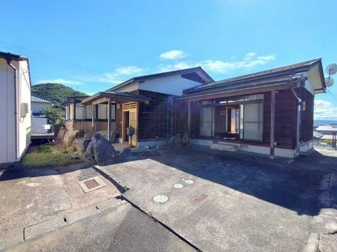 Sabae City, Irimachi (Tobakan Station), single-story building, 3K