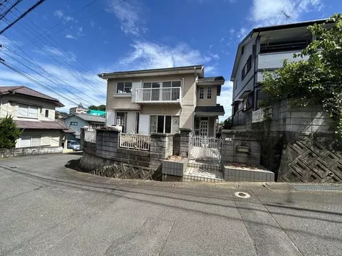 Open house event held / Current sale until August 17 / Immediate occupancy available