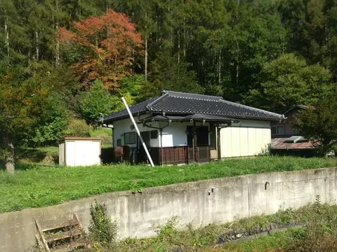 Minamisaku District, Sakuhomachi, Oaza Hachigun (Yachihoko Station) Single-story building 2DK