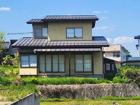 Used single-family home 4.2 km from JR Sakurazawa Line Uzen Yamabe Station