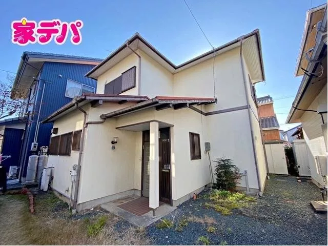 ■2-minute walk to the bus stop, easy access to Himekaido■South-facing with good sunlight and ventilation