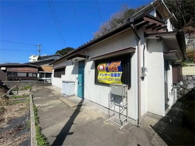 Kitakyushu City Moji Ward Nagakuro 1-chome (Komorie Station) Single-story building 2LDK