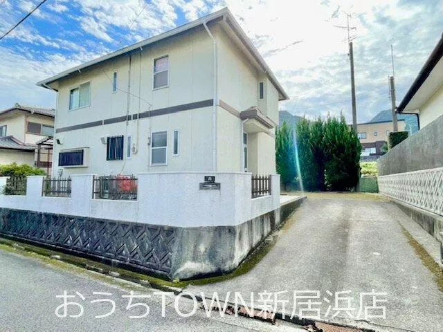 Niihama City, Hagiu (Nakahagi Station) 2-story 3LDK