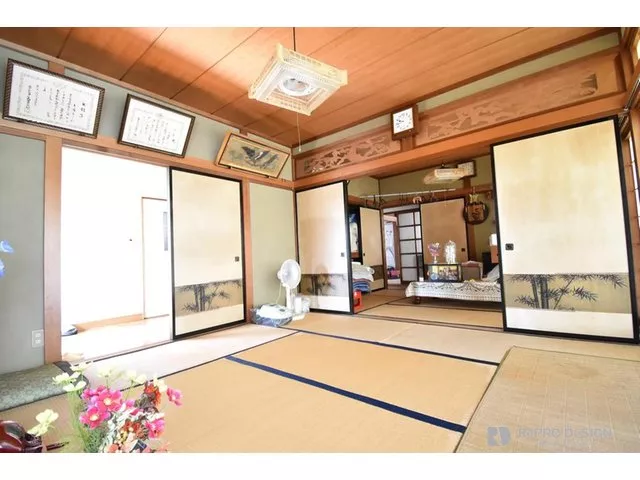 ■ 5-minute walk to Izumigai Asahikawa Station! ■ 7SDK two-story used house ☆ Parking for 1 car included!