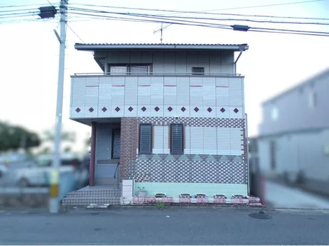 Sekisui House construction - Sumstock!