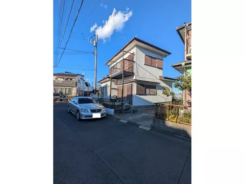 A quiet residential area on a hill with good sunlight and ventilation♪