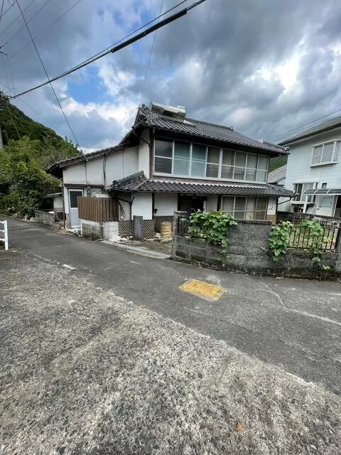 Karatsu City, Kiyokimachi Kiyoki (Kiyoki Station) Two-story building 6DK
