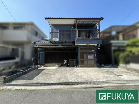 Yamato Takada City, Oaza Ikeda (Chikuyama Station) 2-story 6DK