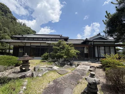 Sanyo Onoda City, Oaza Nishitakabori (Onoda Station), single-story building, 7DK
