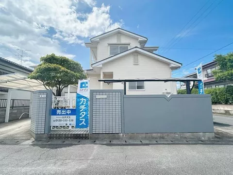 [Open House] Parking for 2 cars / Garden space available