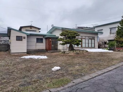 Oaza Akaishimachi, Aza Unahara (Mutsu Akaishi Station) 2 million yen