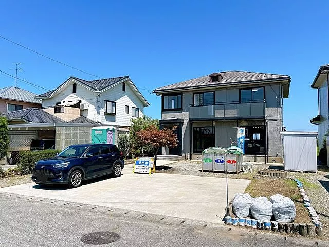 Used single-family home in Higashi Ozaki, Uozu City