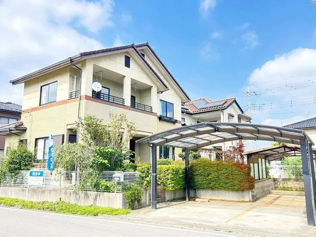 [Open House Held] [Immediate Move-In Available] 16-tatami LDK with a facing kitchen!