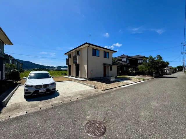 Fully renovated 4LDK house