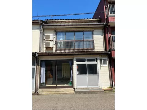 Chuo 4 (Naoetsu Station) 1.4 million yen
