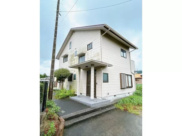 [Open House Held] Move-in available within the year / Current sale until September 29 / Parking for 4 cars available /